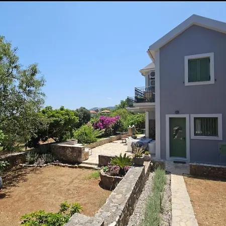 The Blooming House Villa